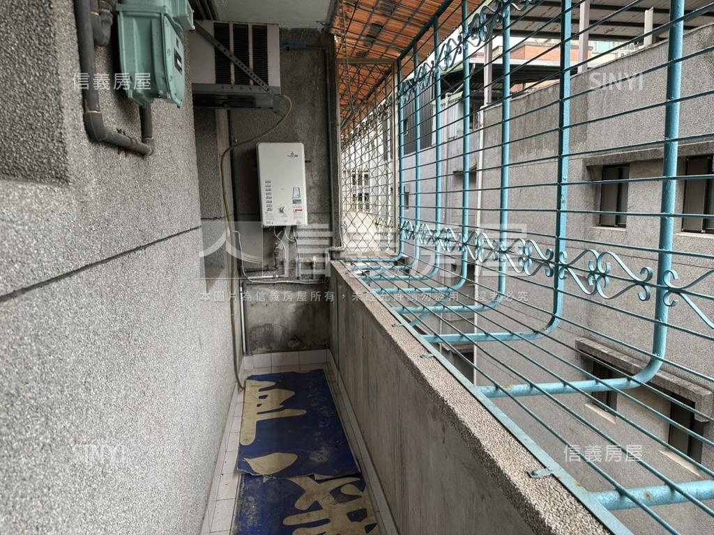 小碧潭捷運站旁美麗公寓房屋室內格局與周邊環境