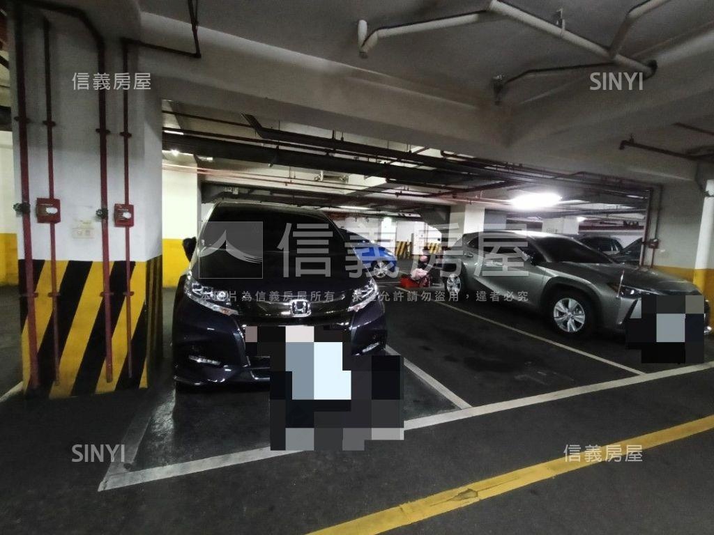 文林學苑平面車位房屋室內格局與周邊環境