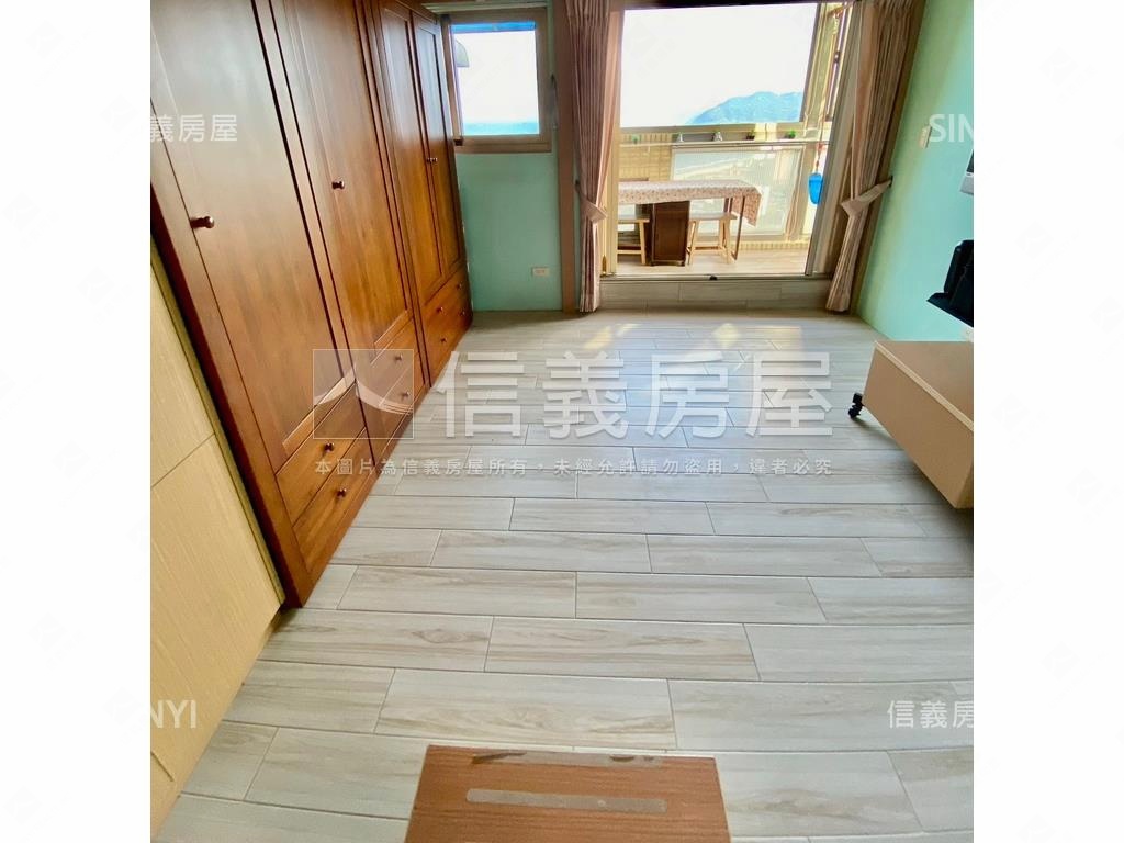 海天山景挑高邊間優雅美宅房屋室內格局與周邊環境