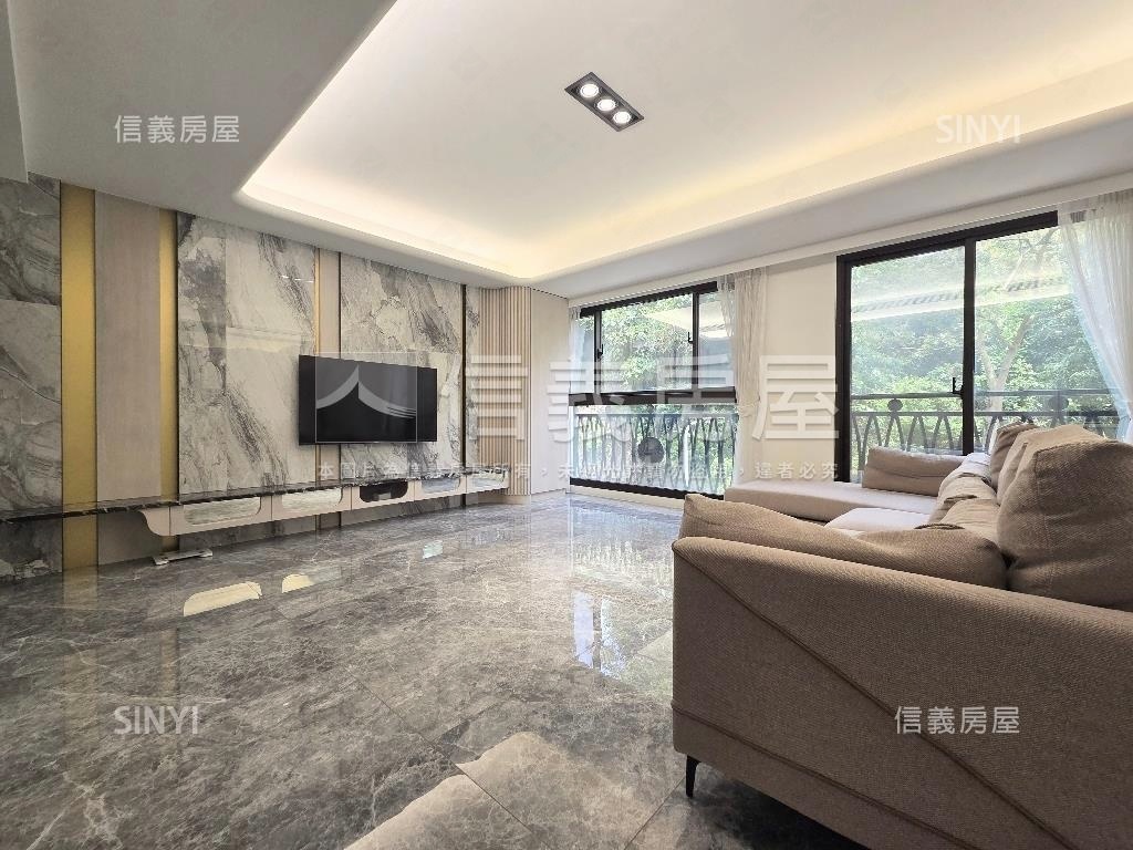 崗石氣派電梯別墅房屋室內格局與周邊環境