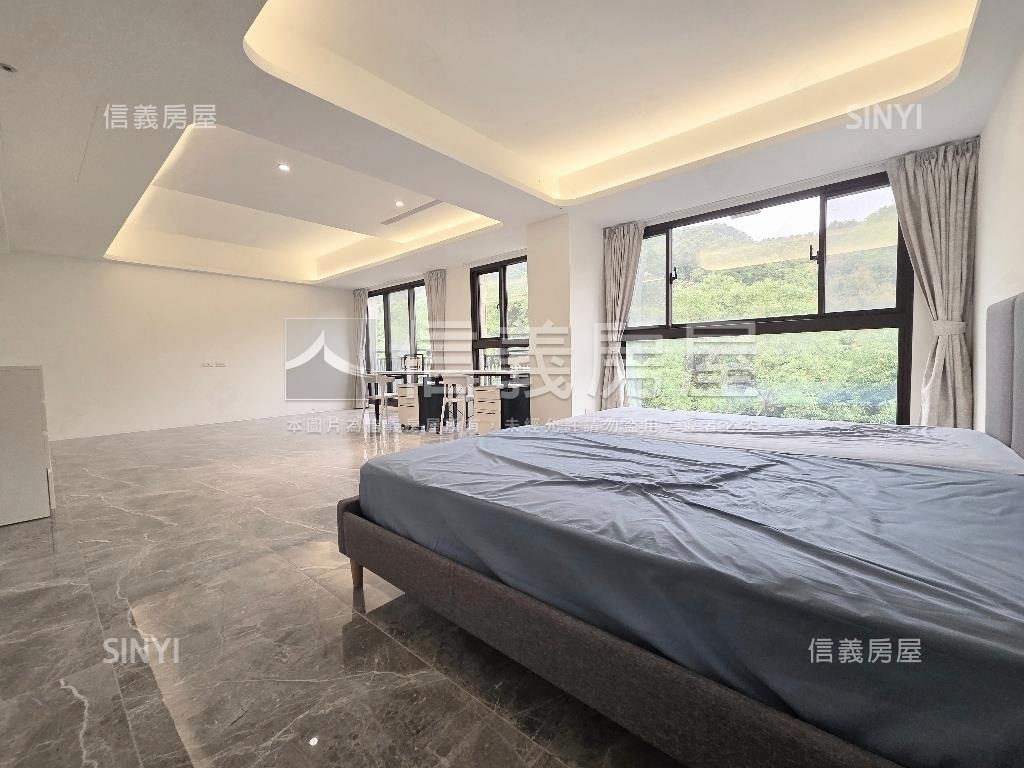 崗石氣派電梯別墅房屋室內格局與周邊環境