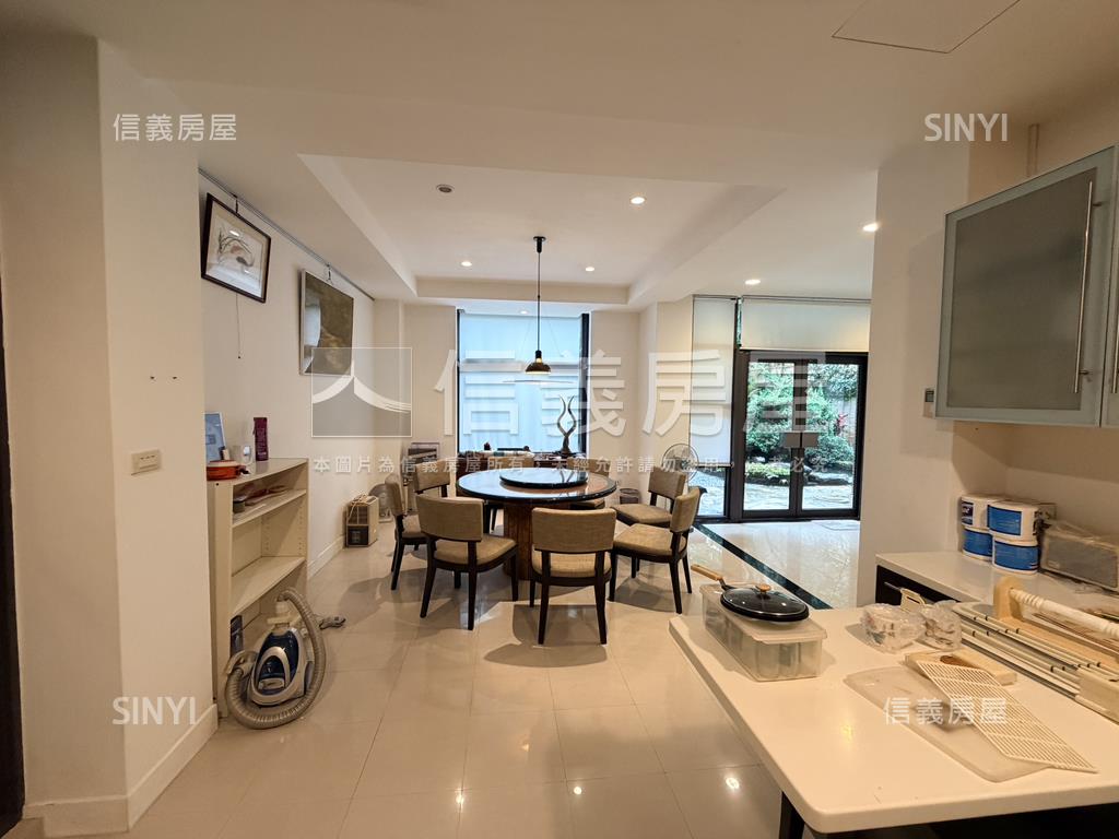 金山溫泉優美別墅房屋室內格局與周邊環境