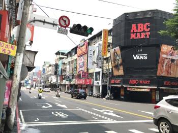 近逢甲大學角間店面可看屋