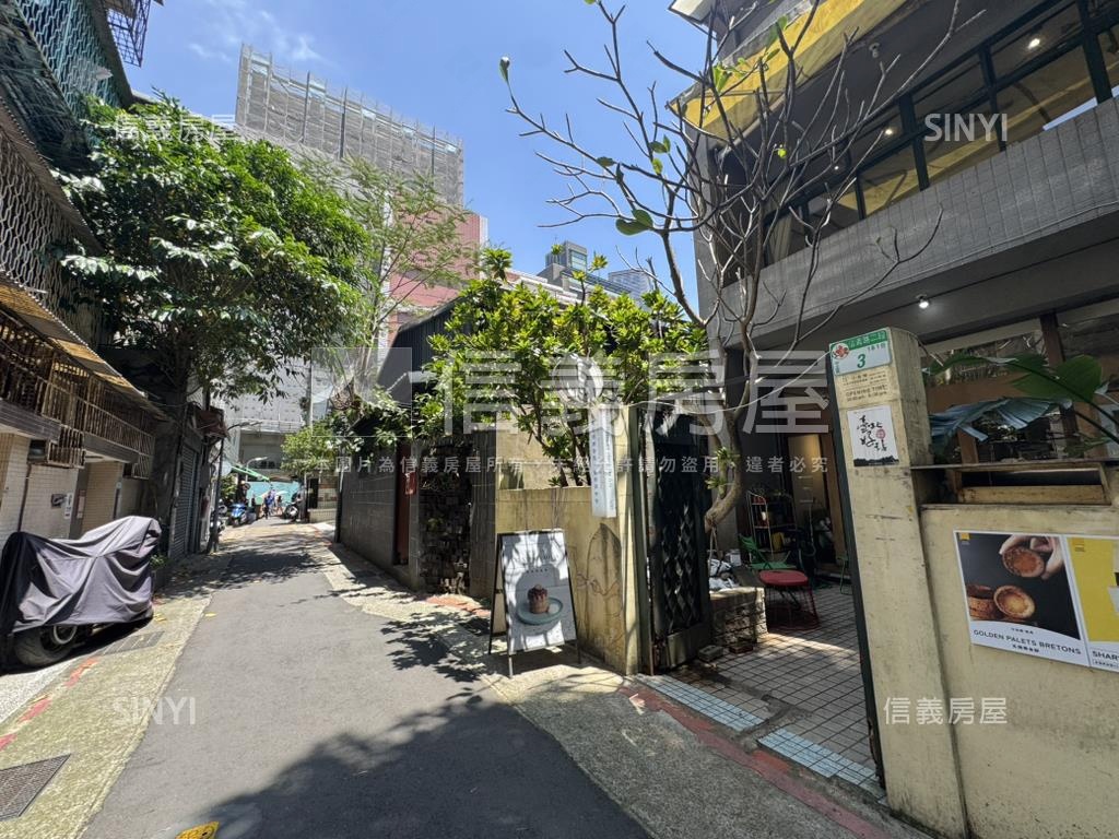 連雲街３０坪土地出售房屋室內格局與周邊環境