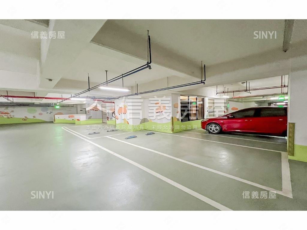 大毅崇德１１四房雙車位房屋室內格局與周邊環境
