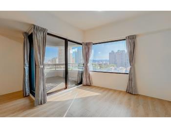 近未來漢神百貨大毅雙車位