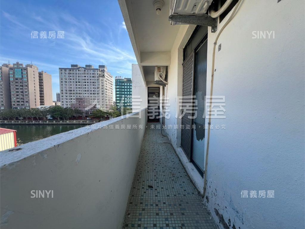 安平｜經典頂樓大空間美居房屋室內格局與周邊環境