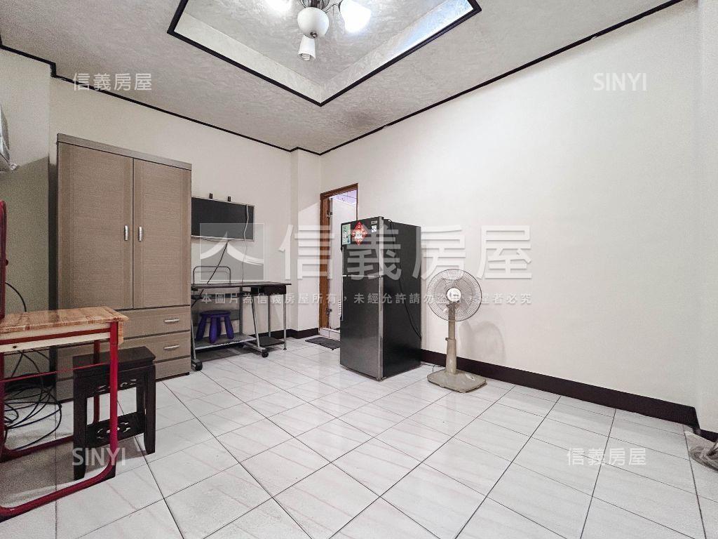 裕豐二樓套房房屋室內格局與周邊環境