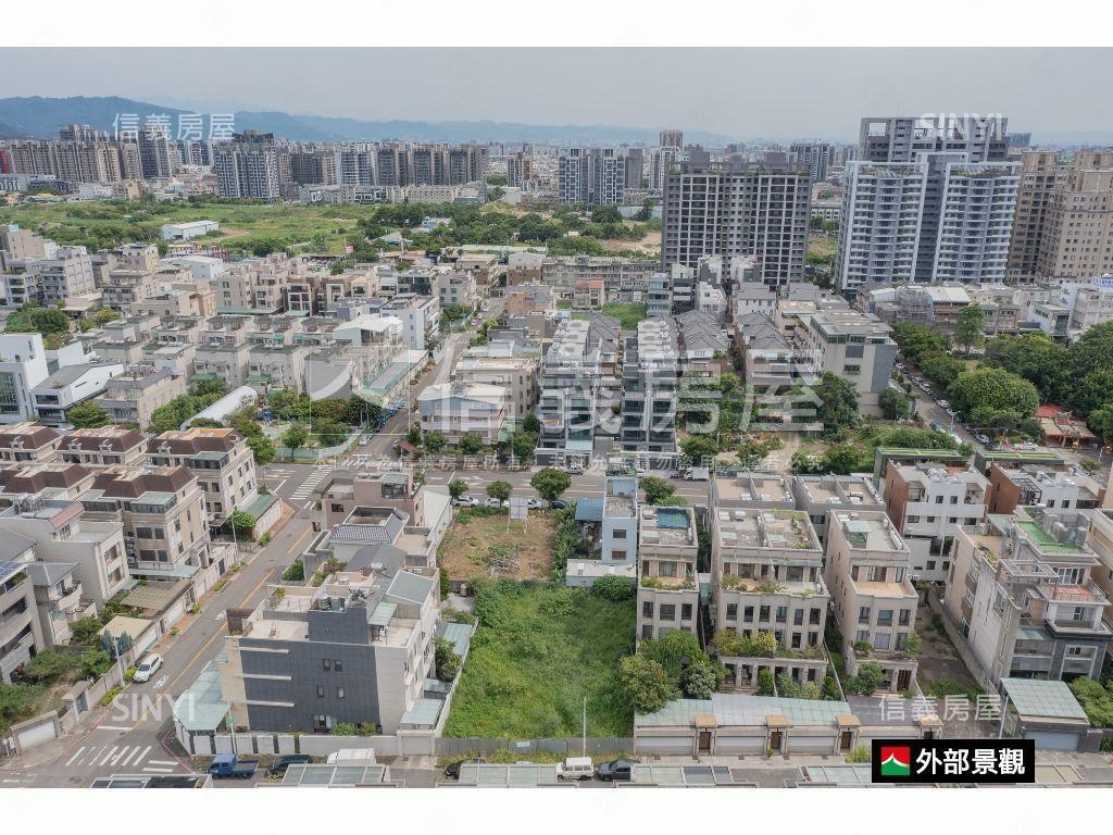 誠意出售大面寬土地房屋室內格局與周邊環境