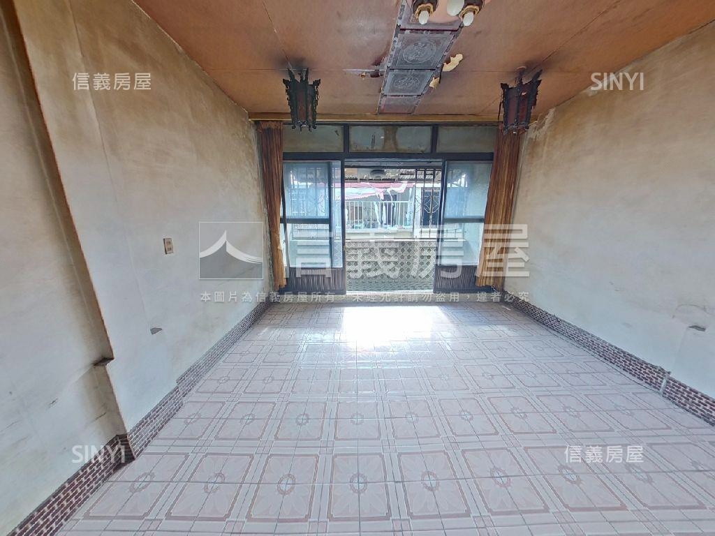 彰北泰和騎樓透天房屋室內格局與周邊環境