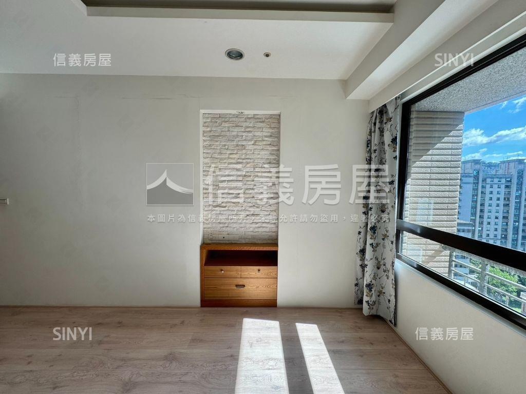 麗泉皇宮尊榮氣派質感宅房屋室內格局與周邊環境