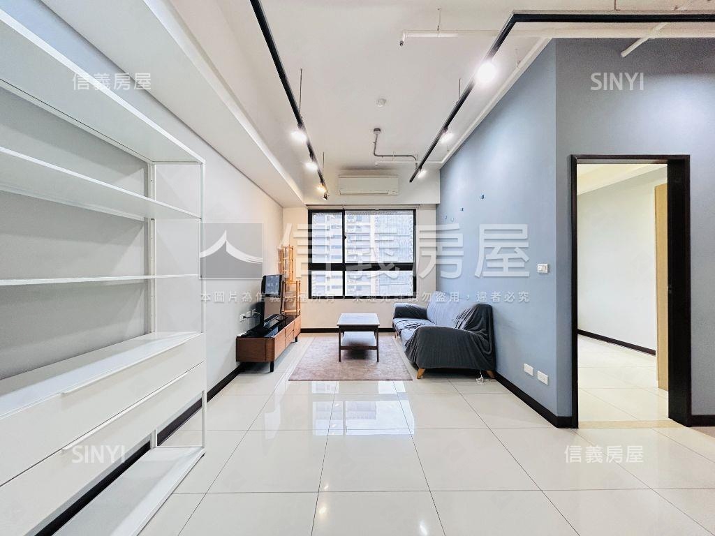 自遊人美屋兩房含車位房屋室內格局與周邊環境