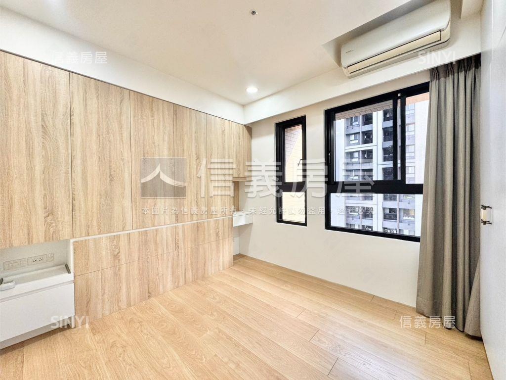 登陽高樓朝南三房Ｂ１平車房屋室內格局與周邊環境