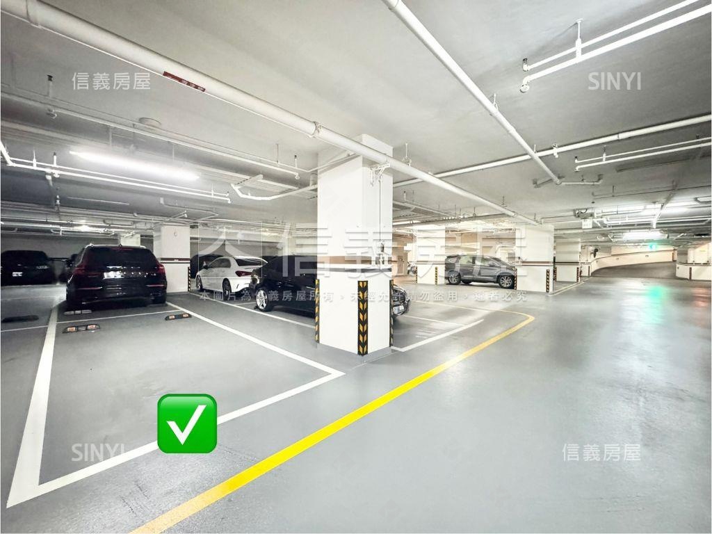 登陽高樓朝南三房Ｂ１平車房屋室內格局與周邊環境