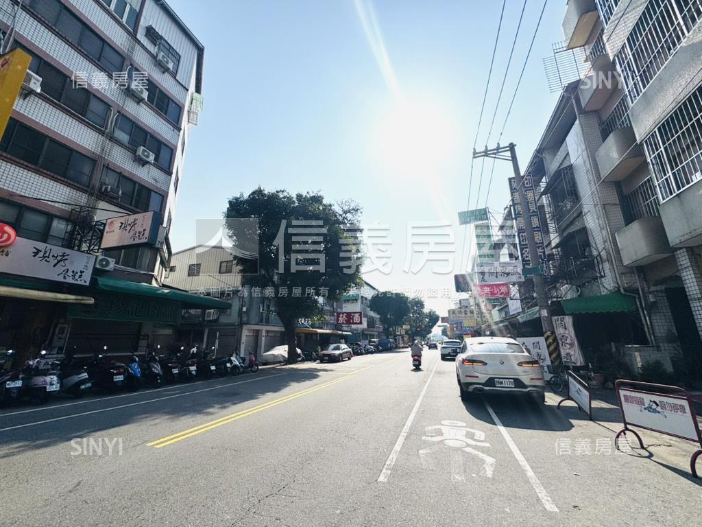 正大鵬路８間套房黃金店面房屋室內格局與周邊環境