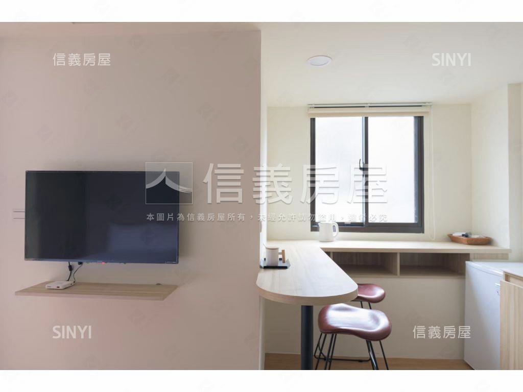 學府精裝四套收租寶房屋室內格局與周邊環境