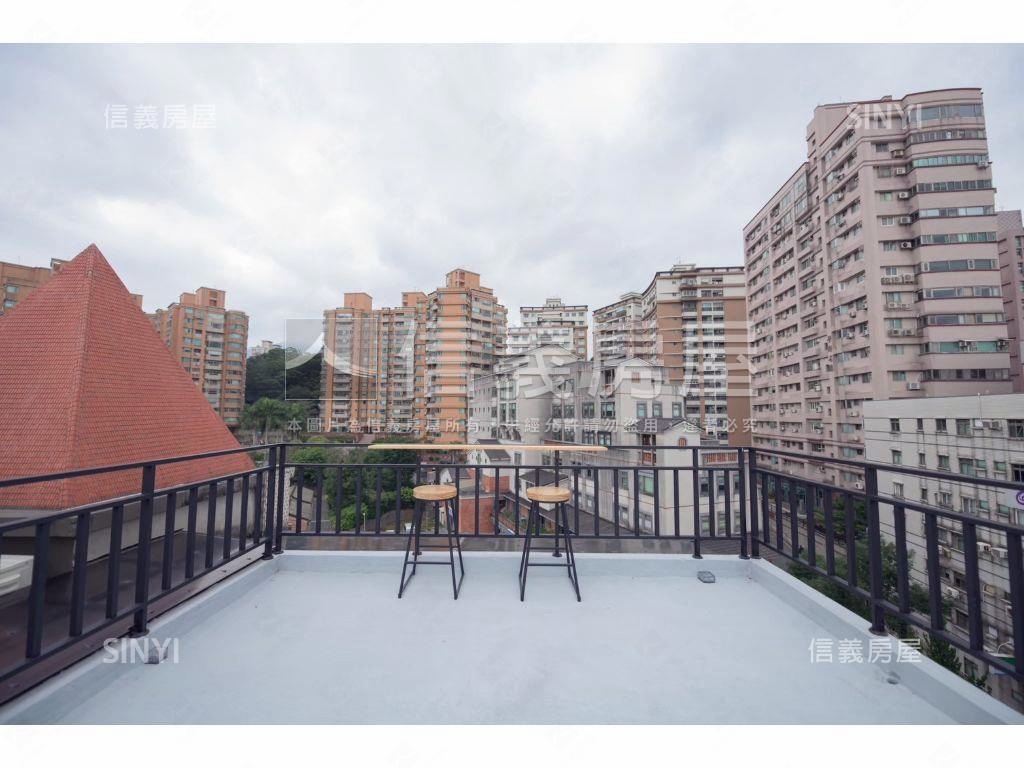 學府精裝四套收租寶房屋室內格局與周邊環境