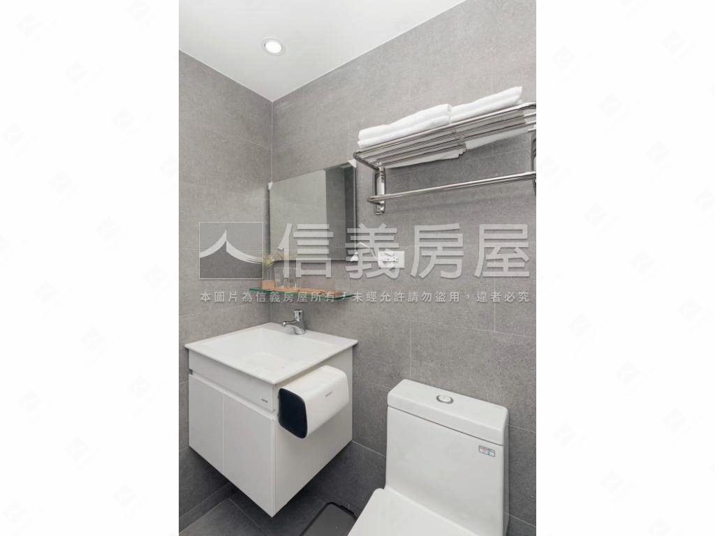 學府精裝四套收租寶房屋室內格局與周邊環境