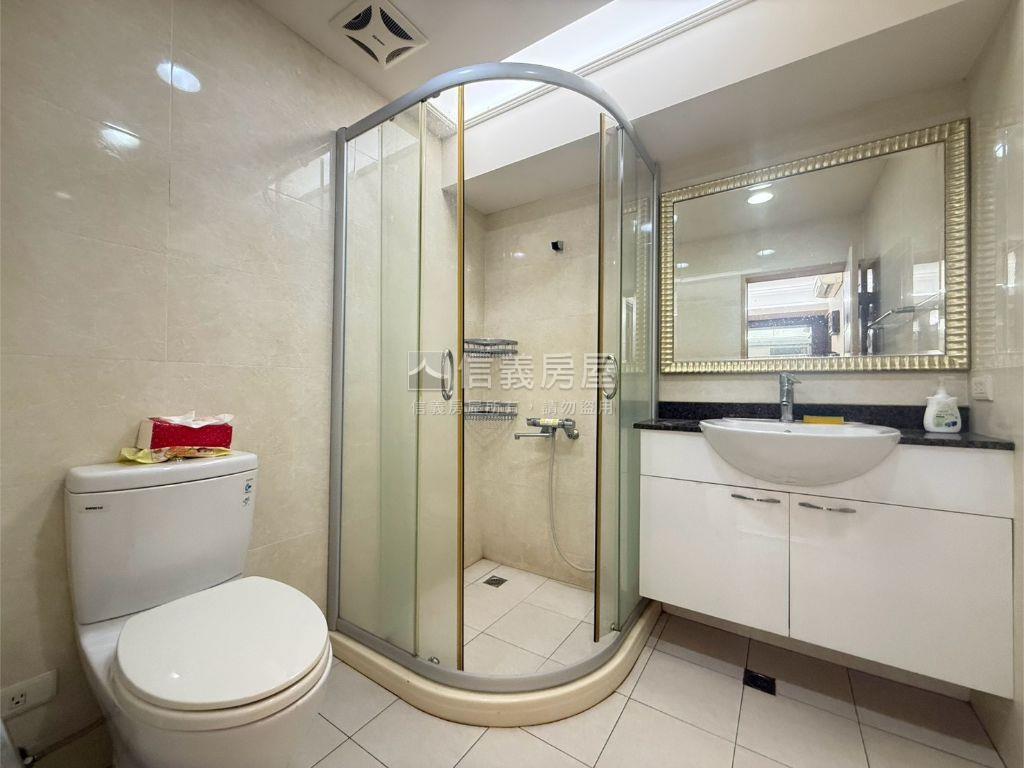 北市稀有精美總督天廈房屋室內格局與周邊環境
