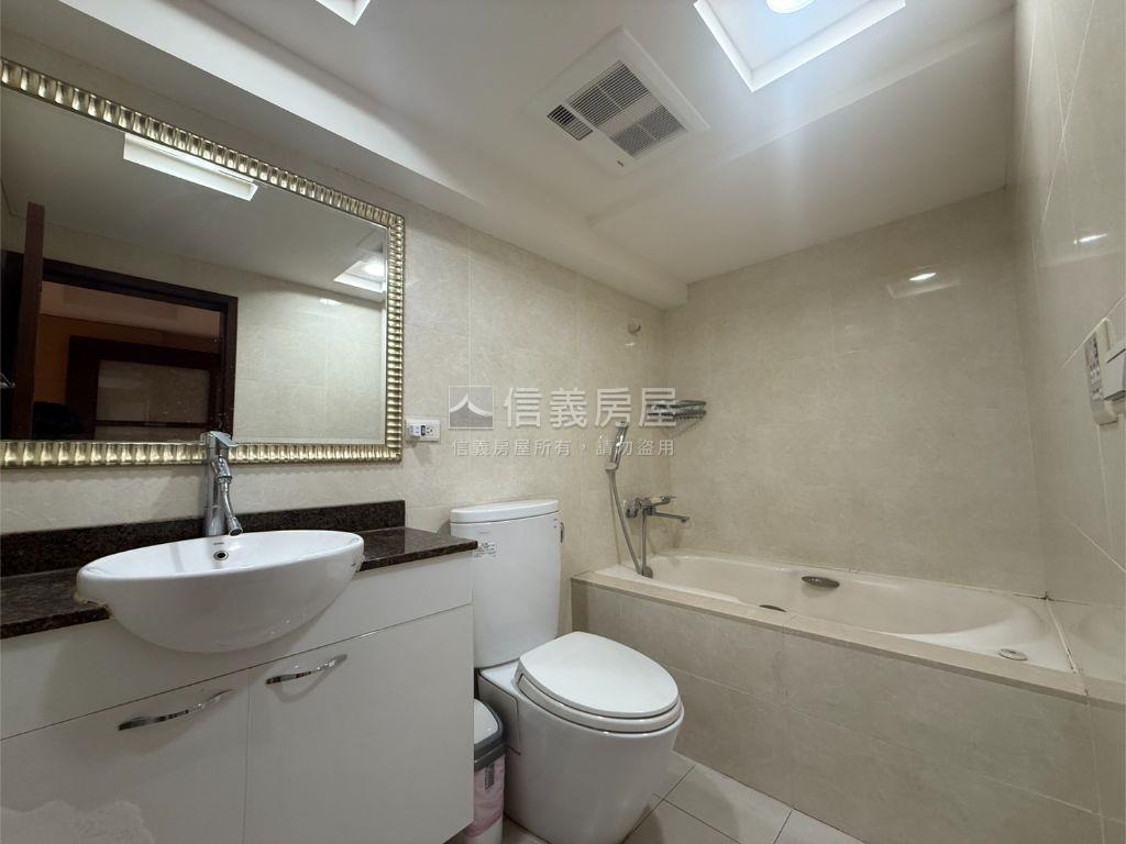 北市稀有精美總督天廈房屋室內格局與周邊環境