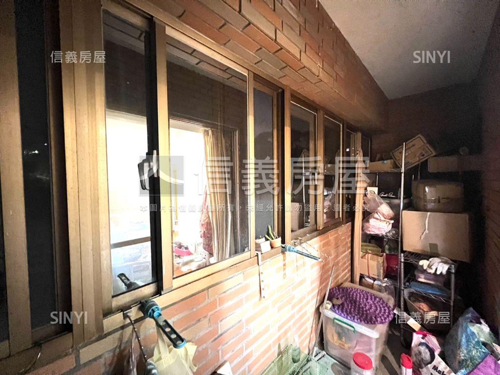巨豪小築３房雙車位房屋室內格局與周邊環境