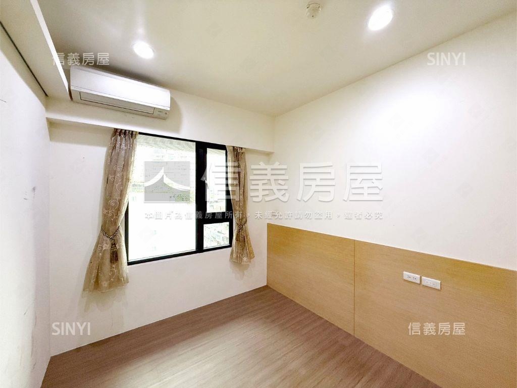 鋒霖御璽三房坡平車位房屋室內格局與周邊環境