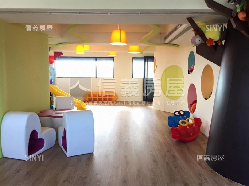 高樓景觀二房車位房屋室內格局與周邊環境