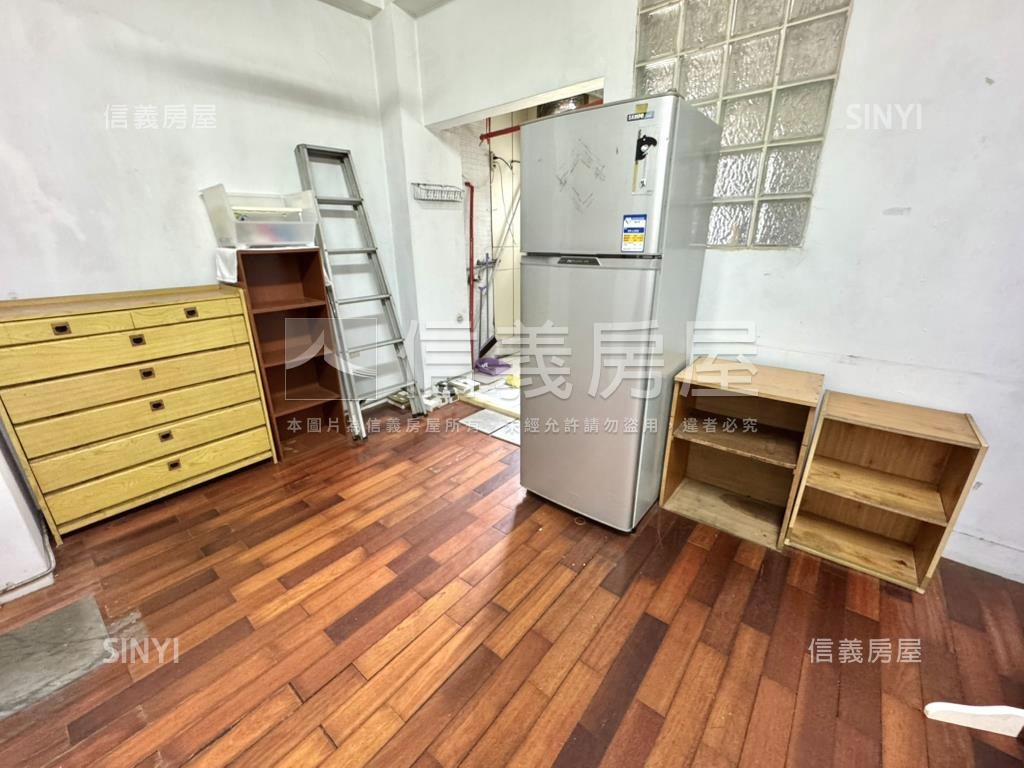 精誠商圈未來藍線捷運兩房房屋室內格局與周邊環境