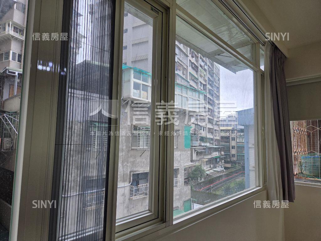 新店站文青質感大三房房屋室內格局與周邊環境