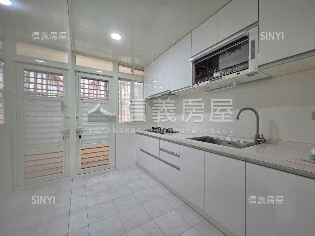 新店站文青質感大三房房屋室內格局與周邊環境
