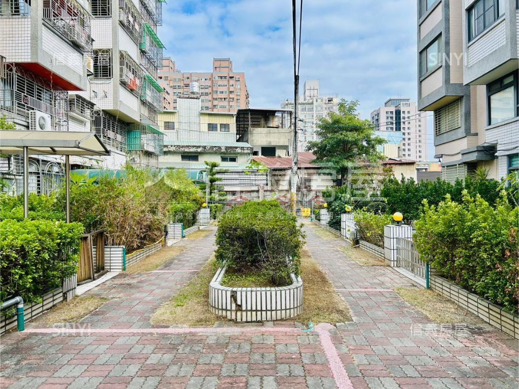 樹義國小前院花園雙車別墅房屋室內格局與周邊環境