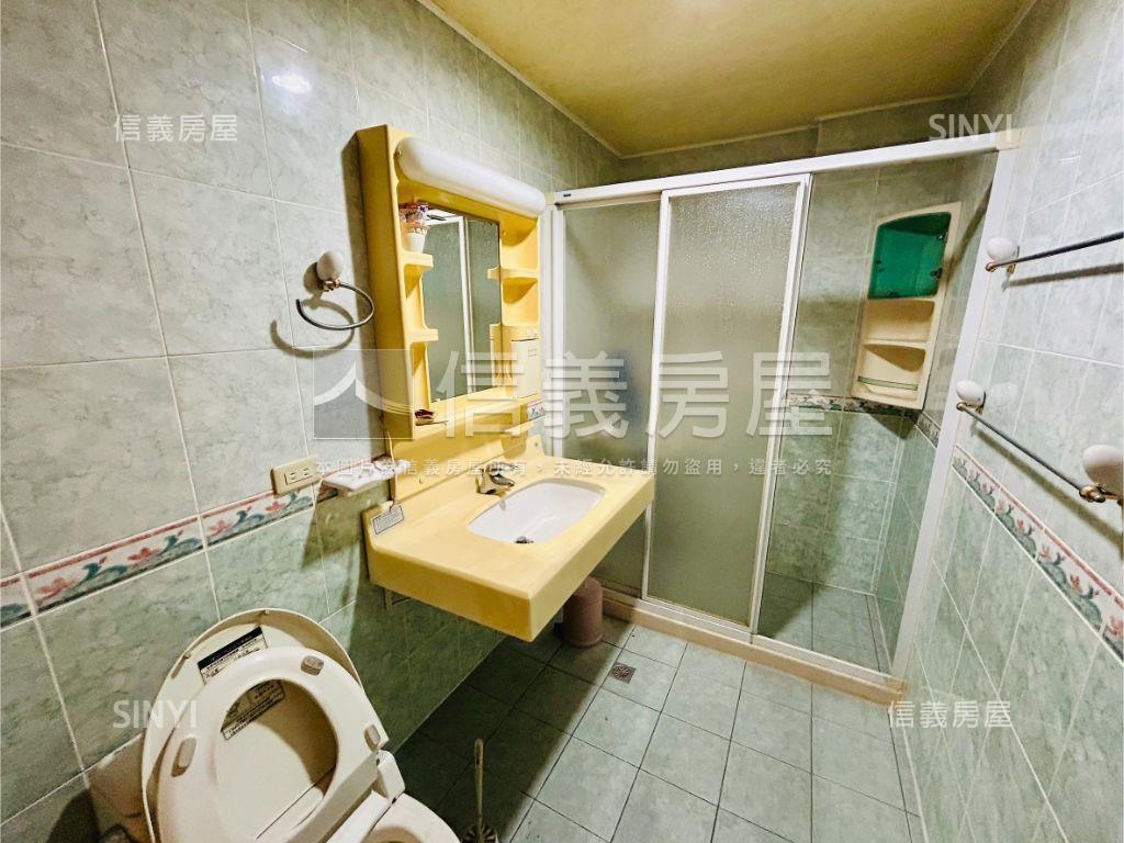 樹義國小前院花園雙車別墅房屋室內格局與周邊環境