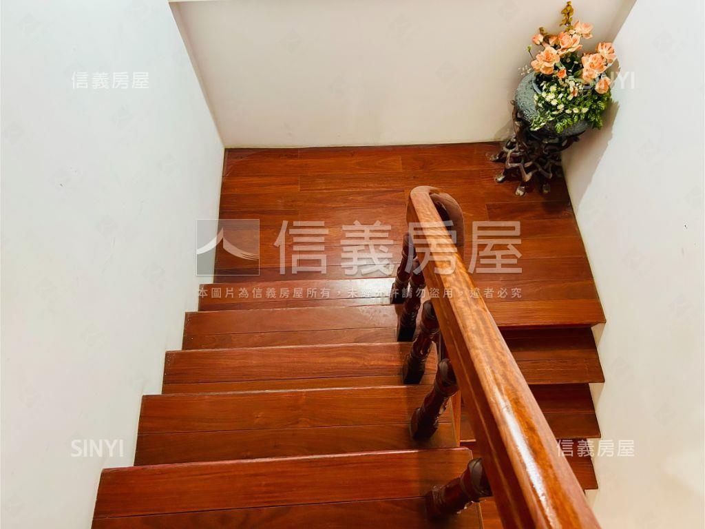 樹義國小前院花園雙車別墅房屋室內格局與周邊環境