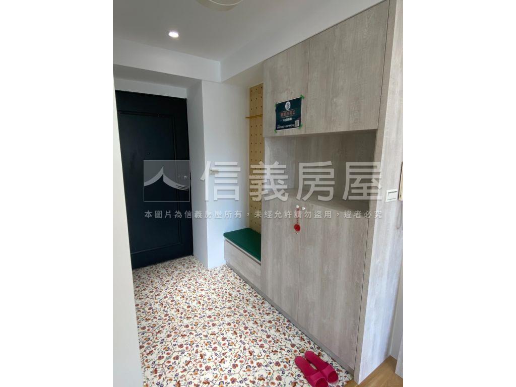 巨城大２房２衛視野美裝潢房屋室內格局與周邊環境