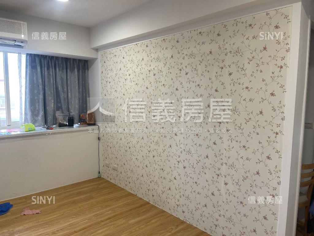 巨城大２房２衛視野美裝潢房屋室內格局與周邊環境