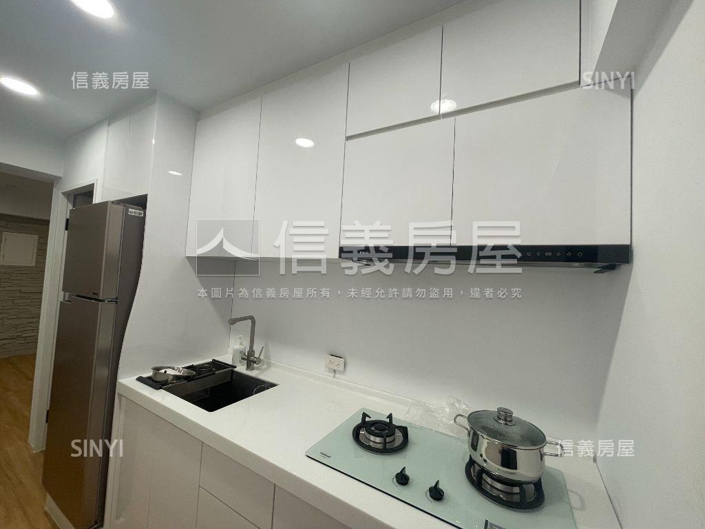 巨城大２房２衛視野美裝潢房屋室內格局與周邊環境