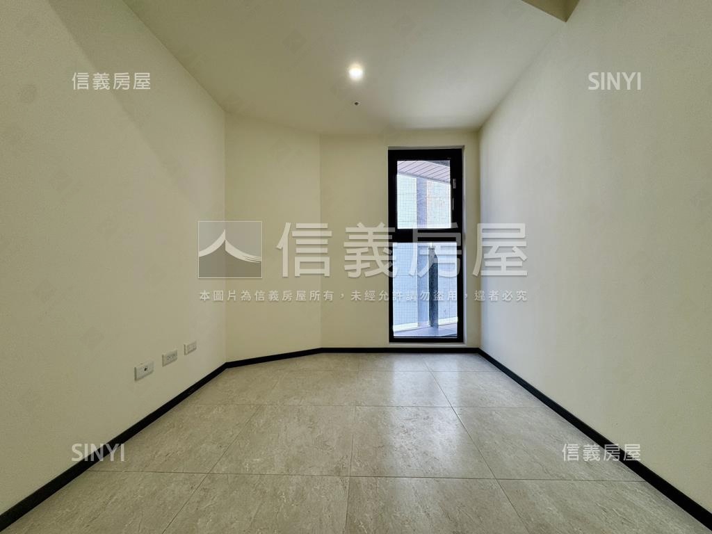 近高醫興富發博愛景觀兩房房屋室內格局與周邊環境