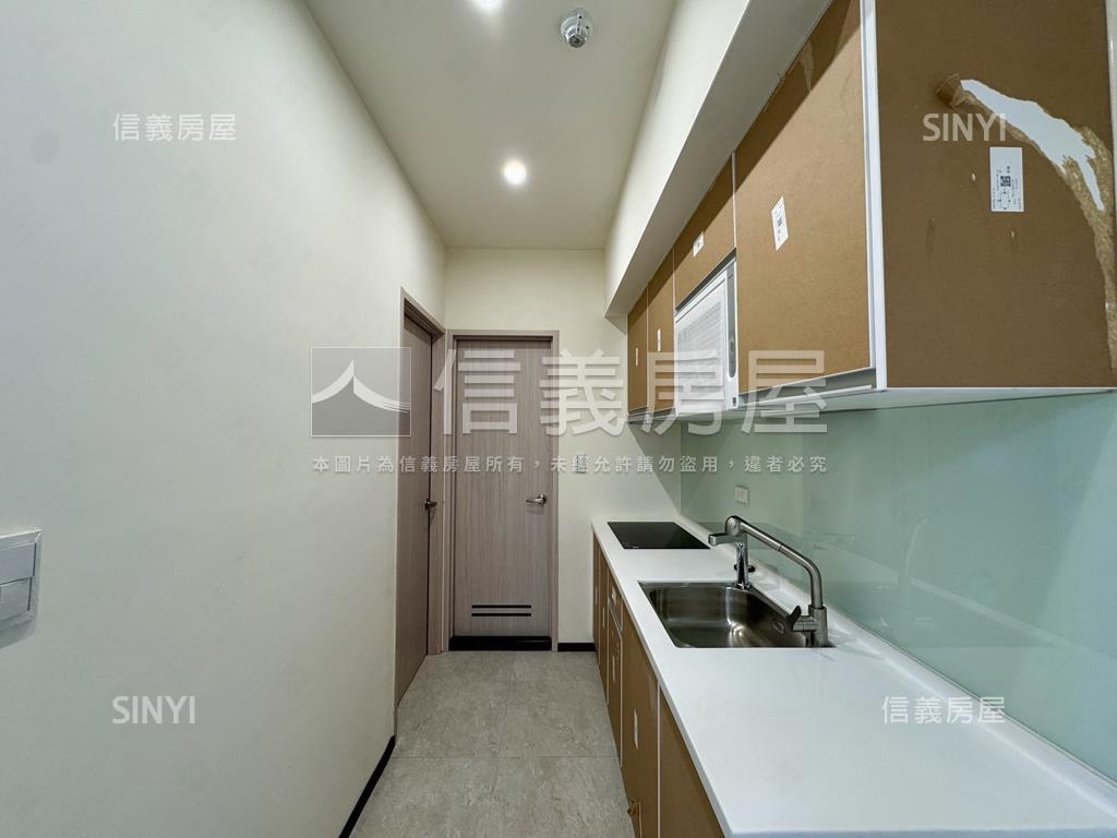 近高醫興富發博愛景觀兩房房屋室內格局與周邊環境