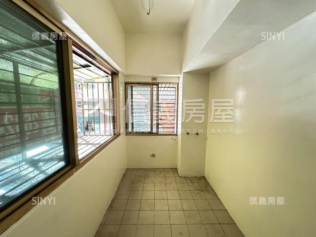金賀財星高照挑高優質廠辦房屋室內格局與周邊環境
