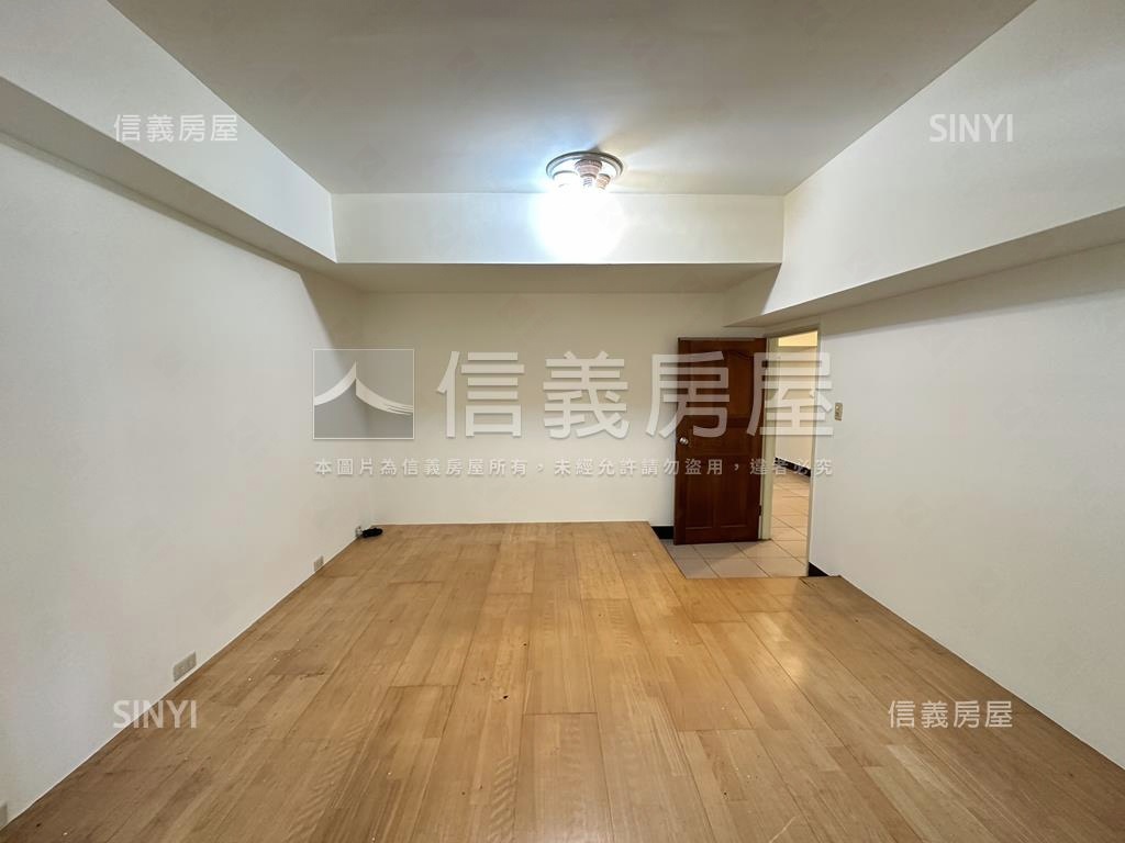 金賀財星高照挑高優質廠辦房屋室內格局與周邊環境