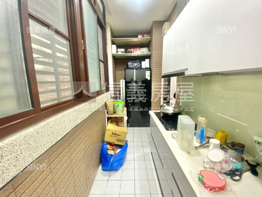 中科稀有店住雙平面車位房屋室內格局與周邊環境