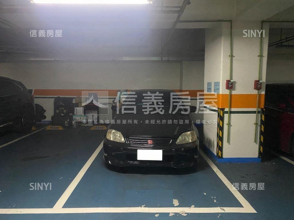 中科稀有店住雙平面車位房屋室內格局與周邊環境