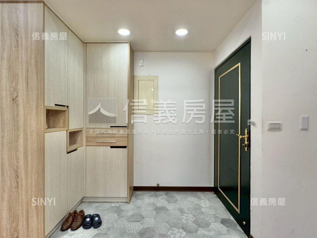 觀雲唯美四房平車房屋室內格局與周邊環境