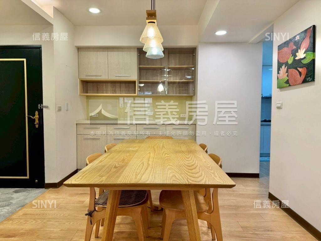 觀雲唯美四房平車房屋室內格局與周邊環境