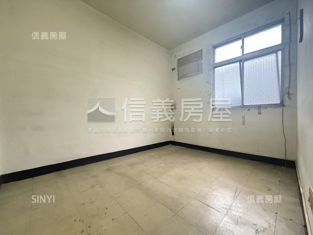 低樓層板橋美寓２樓房屋室內格局與周邊環境