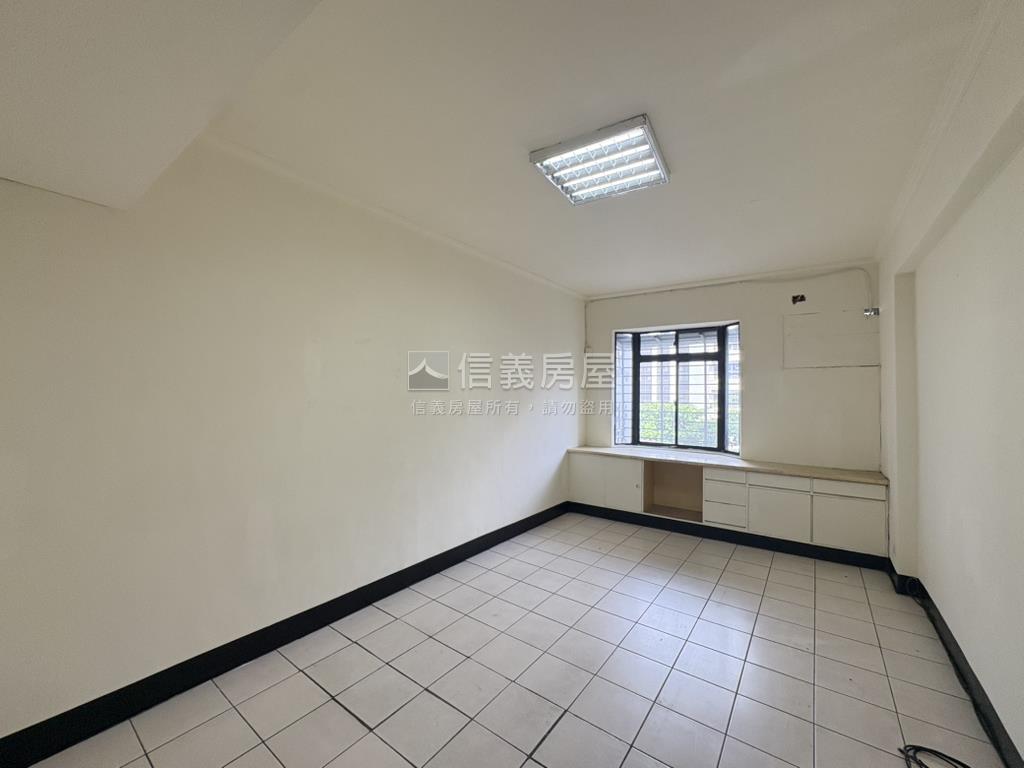 【國小對面】學府美寓房屋室內格局與周邊環境