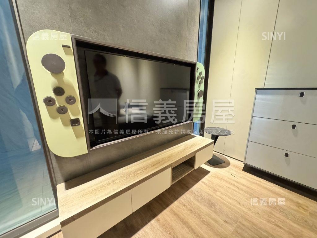 晴山洋洋全新視野兩房平車房屋室內格局與周邊環境