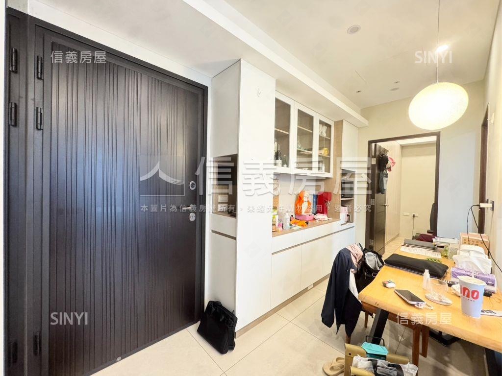 知森堂二房平面車位房屋室內格局與周邊環境