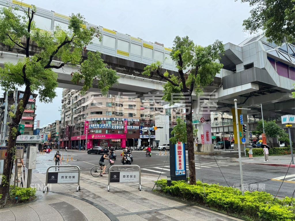 知森堂二房平面車位房屋室內格局與周邊環境