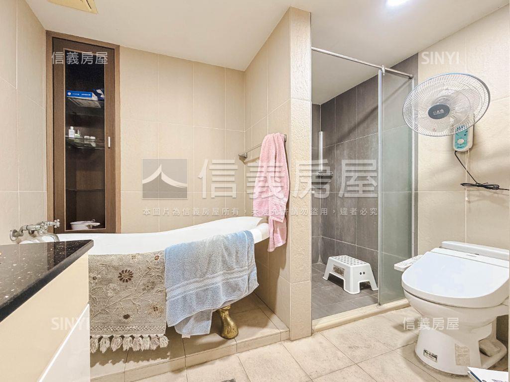 觀雲天際平車豪邸房屋室內格局與周邊環境